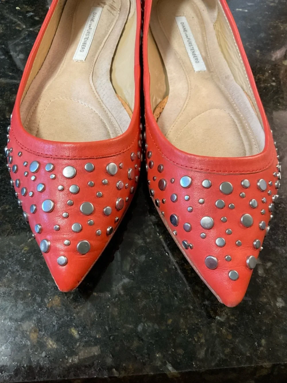 Diane von Furstenberg Silver Studded Orange/Red Pointed Toe Flat Sz 9.5 M luxury